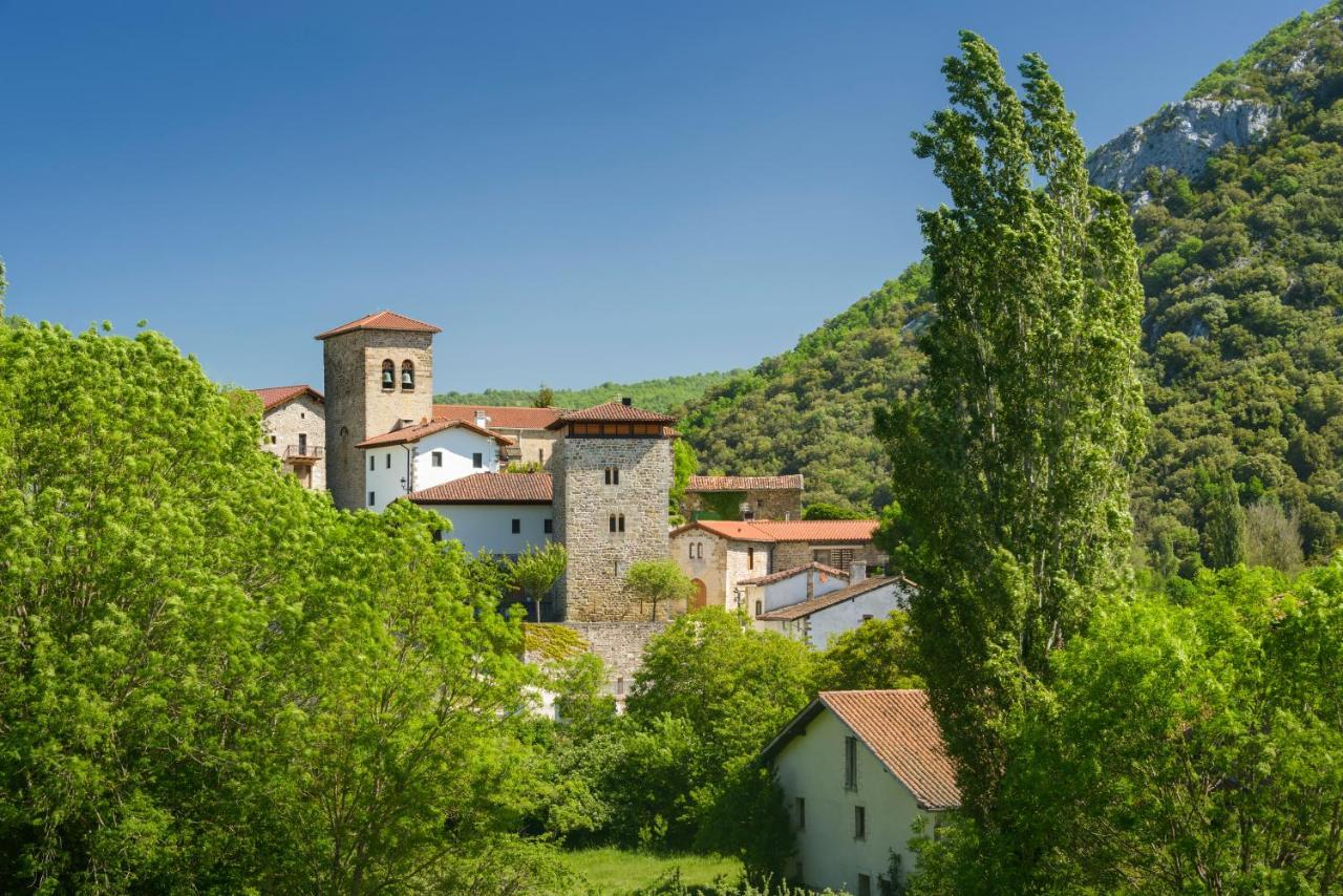 Hotel Rural Torre De Uriz Eksteriør billede
